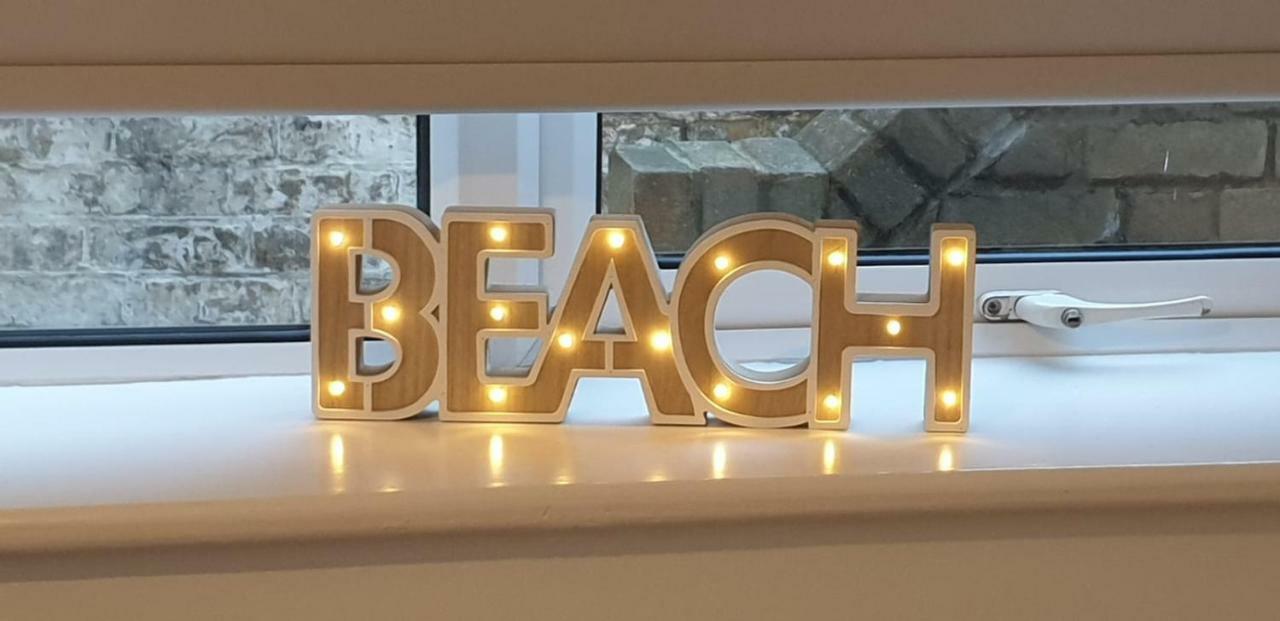 5 Minutes To The Beach! Appartamento Margate Esterno foto